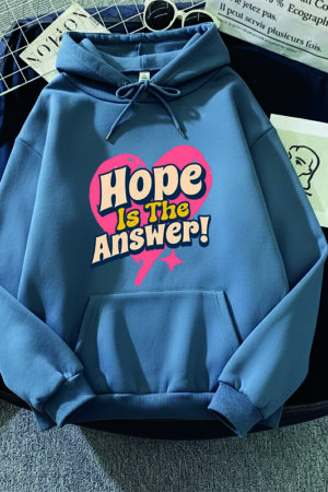 capuche avec design bleu acier